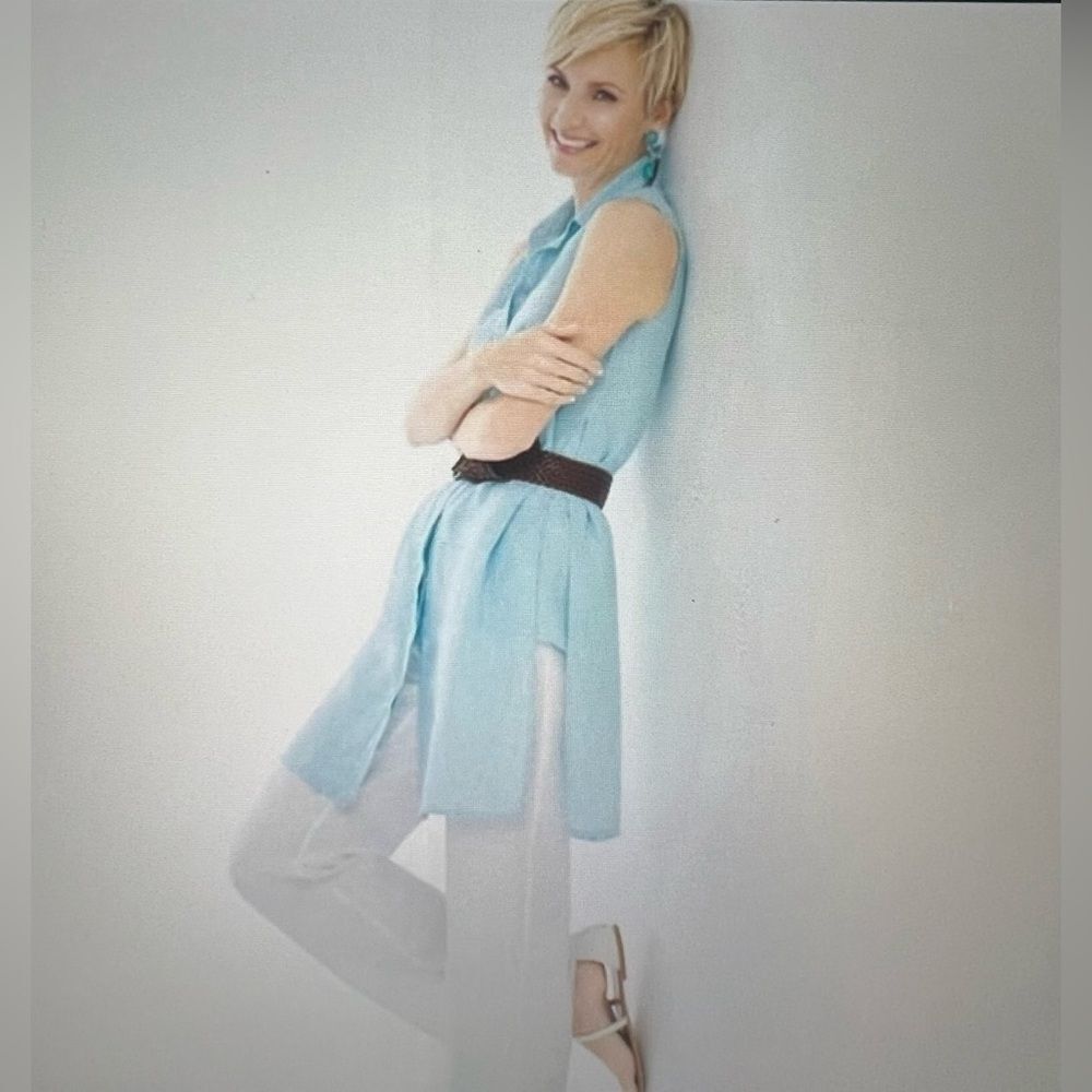 Chico’s Women's Size Small 100% Linen Sleeveless Teal Blue Tunic Shirt